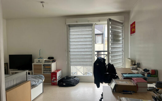 STUDIO 25.11m² ROUEN PREFECTURE (76000)