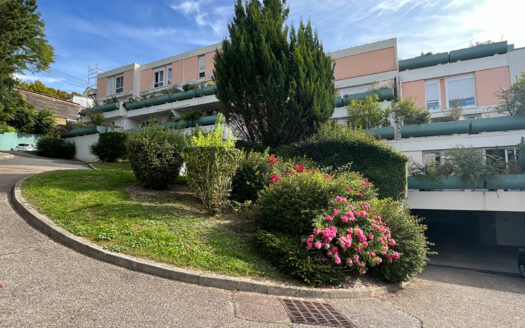 A vendre Rouen Droite F4 avec jardin privatif et garage