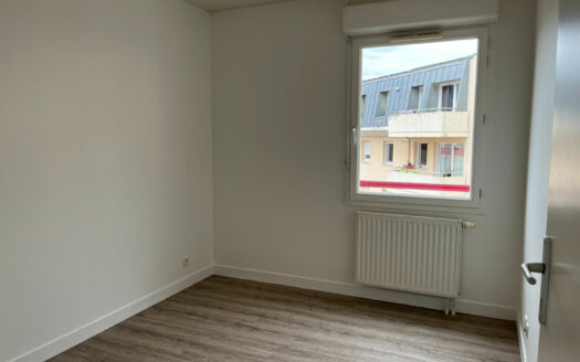 A vendre Rouen Rive Gauche F4 + terrasse + parking