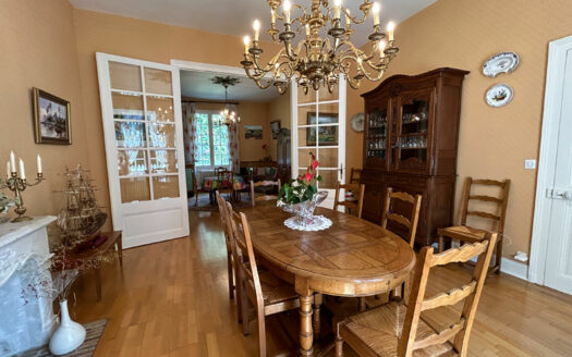 À vendre Propriété et sa dépendance de charme à Malaunay 315 m²