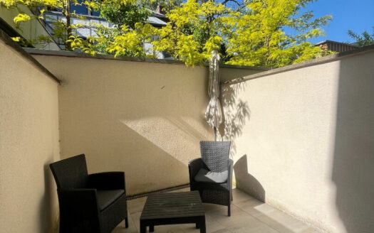 Studio rénové avec terrasse, Beauvoisine, Rouen (76000)