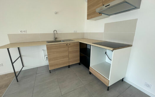 A louer – F4 de 85m² ROUEN OUEST, parking, terrasse (76000)