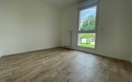 A louer – F4 de 85m² ROUEN OUEST, parking, terrasse (76000)