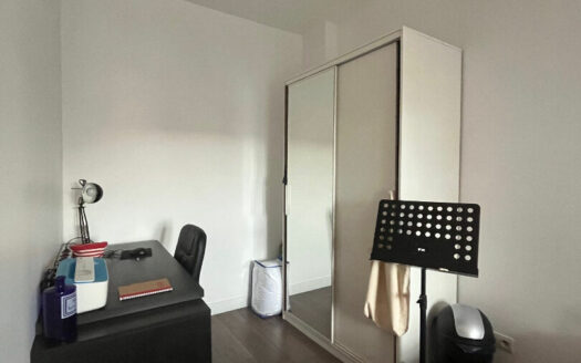 À louer – Duplex 2 pièces en dernier étage à Rouen hyper centre, calme et vue sur les toits