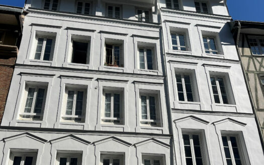 À louer – Studio de charme au coeur de la rue Eau de Robec à Rouen