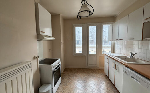 A vendre Rouen Centre Halle aux Toiles F3 73m² + cave