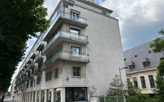 A vendre Rouen Centre Halle aux Toiles F3 73m² + cave