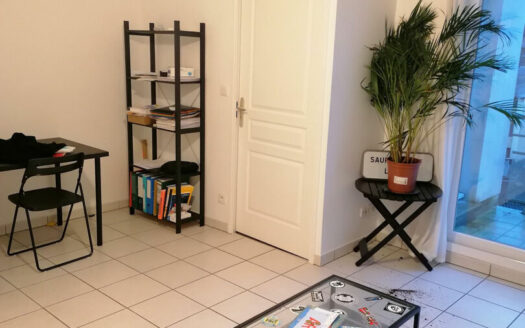 A vendre Rouen Gauche F2 + parking loué