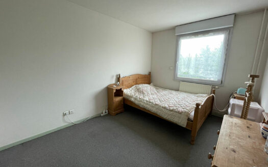 A LOUER F2 MEUBLE 39.95m²  ROUEN CHU (76000)