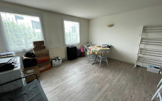 A LOUER F2 MEUBLE 39.95m²  ROUEN CHU (76000)