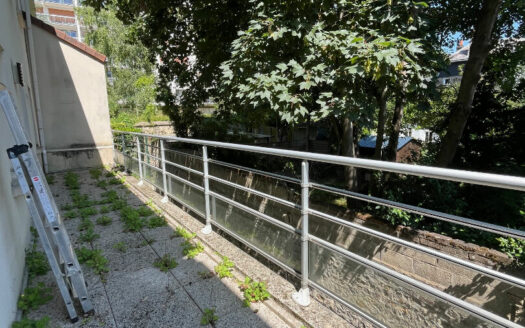 Meublé de 49.51m², face SAINT HILAIRE/ CHU de Rouen, terrasse