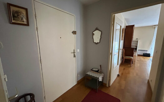 A louer, F3 de 67m², Rouen rive gauche, parking, balcon