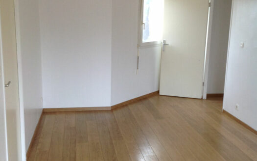 A louer, F2 de 47m² avec balcon et paking à Bois Guillaume