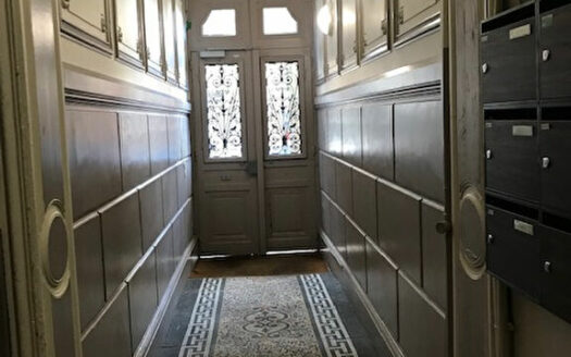 A louer, F3 de 81m² Place Saint Marc