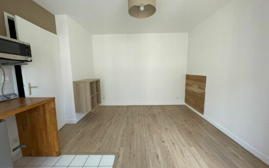 A louer, studio 20m², Place Saint Marc à Rouen
