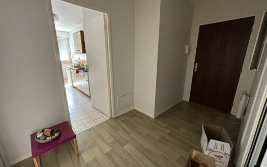 Appartement  SAINT MARC, 3 chambres, PARKING et BALCON