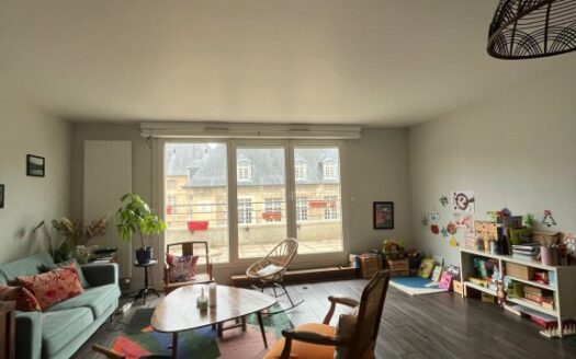 Maison mitoyenne – Terrasse – Garages