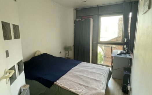 Studio dans un secteur recherche, rue eau de robec à Rouen avec parking