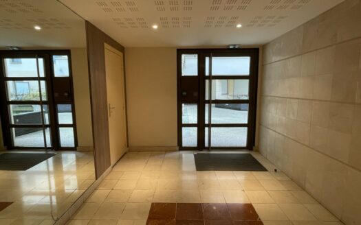 Studio de 22.5m² – Rouen (Gare) – Parking – terrasse