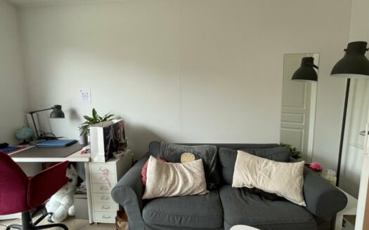 Studio de 22.5m² – Rouen (Gare) – Parking – terrasse