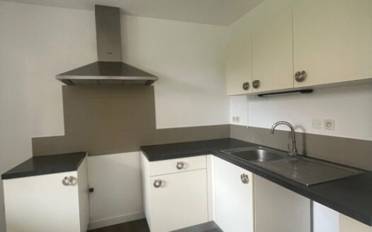 A louer, F3 de 61.20m², Rouen rive gauche, parking, terrasse
