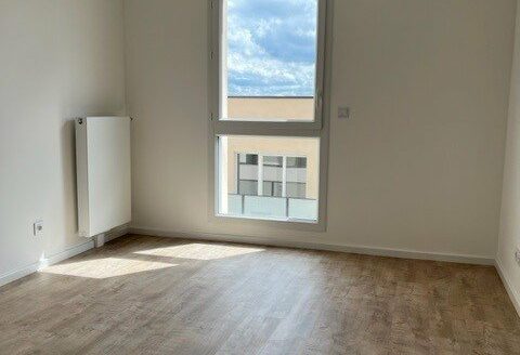 Dispositif PINEL – F3 de 63m² – quartier DOCKS 76 – stationnement – balcon