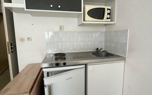 Studio meublé - quartier place saint marc