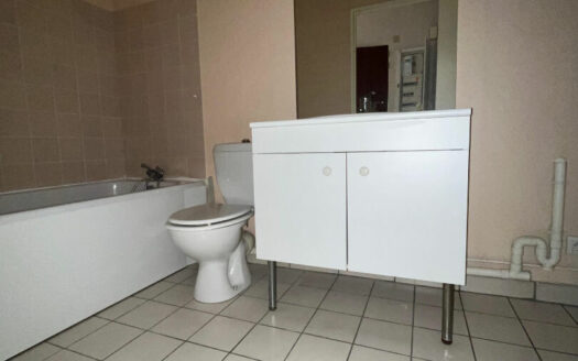 F1 de 35m² - Balcon, Parking, Cave : Quartier Saint Marc à Rouen