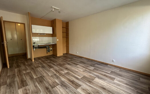 A vendre Rouen Préfecture Studio 24,7m² + parking