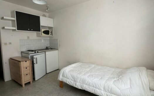 Studio meublé - quartier place saint marc