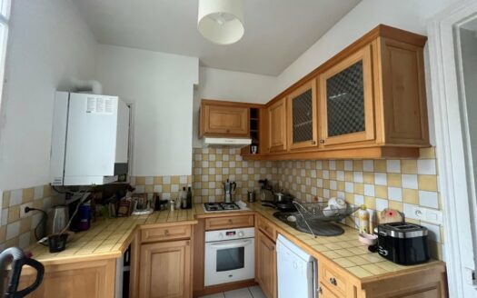 Grand appartement de charme, 90 m2, Place Saint Marc à Rouen