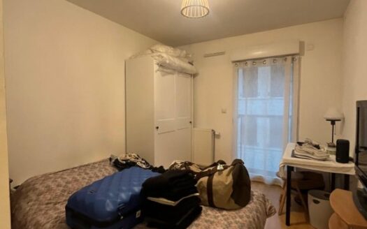 Appartement F4 de 102 m² avec balcon et double parking – 37 rue Saint-Maur, proc