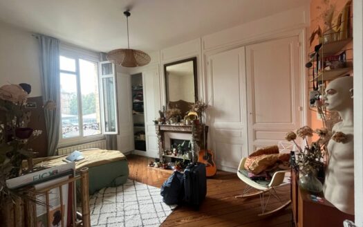 Grand appartement de charme, 90 m2, Place Saint Marc à Rouen