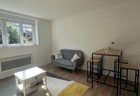 Charmant meublé dans maison bourgeoise, vue dégagée