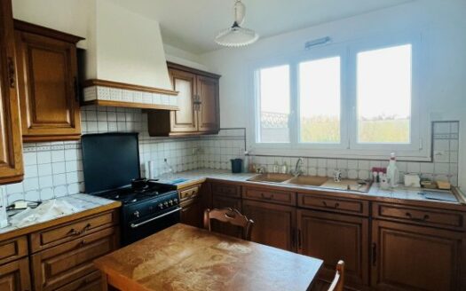 Rare à la location, maison de 91m² en centre d'Isneauville, calme en impasse