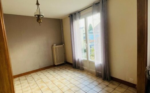 Rare à la location, maison de 91m² en centre d'Isneauville, calme en impasse