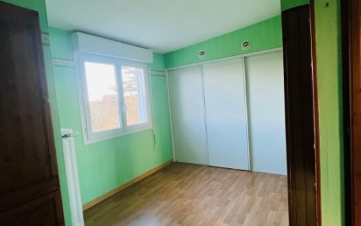 Rare à la location, maison de 91m² en centre d'Isneauville, calme en impasse