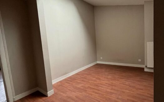 Place Saint Marc, F2 de 45m², emplacement idéal