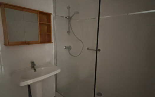 A vendre Rouen rive gauche F3 avec balcon et parking