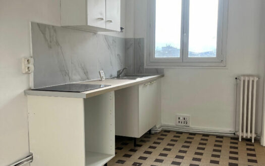 A louer F3 de 52m², proximité Luciline à Rouen AVEC PARKING