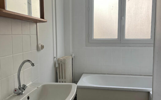 A louer F3 de 52m², proximité Luciline à Rouen AVEC PARKING