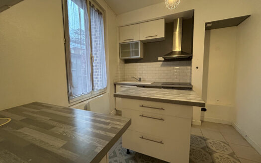 À vendre F2 duplex ROUEN-JOUVENET-GARE 41.71 m2