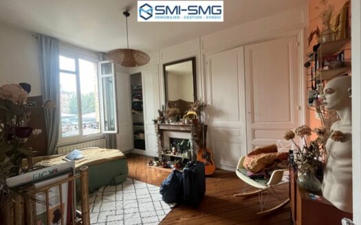 Grand appartement de charme, 90 m2, Place Saint Marc à Rouen