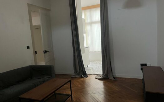 Superbe meublé entre la gare et boulingrin, F2 en mezzanine de 38m²