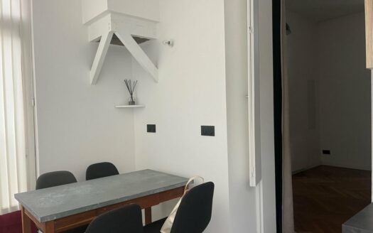 Superbe meublé entre la gare et boulingrin, F2 en mezzanine de 38m²