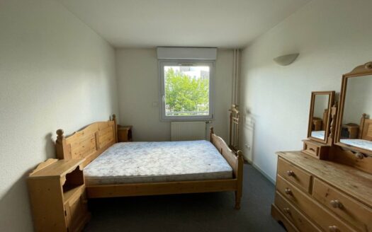 F2 Meublé de 39.95m² - ROUEN (CHU) - Parking