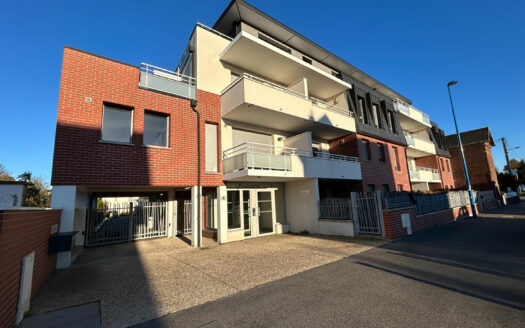 A vendre BONSECOURS F3 avec terrasse dans une résidence récente.