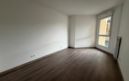 A vendre Rouen droite F3 balcon + parking