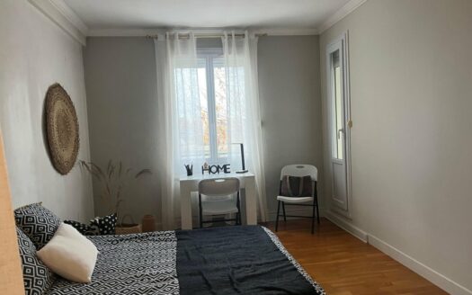 F3 de 75.51m² HALLE AUX TOILES ROUEN (76000)