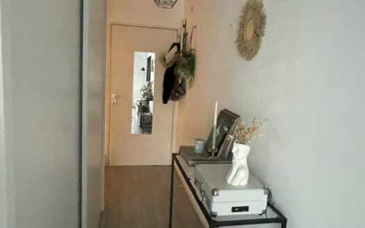 Location Studio 25.10m² avec parking s/sol sécurisé